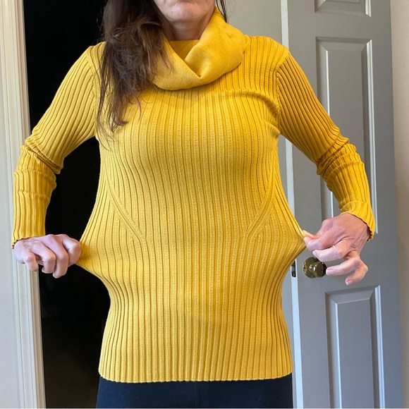Cowl Neck Sweater Ribbed, Yellow, soft, lots of stretch, with sunscreen, Sz S - Picture 5 of 7